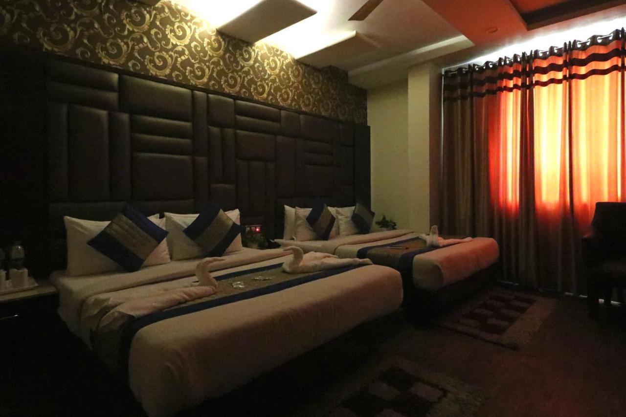 Hotel Mannat International By Mannat Νέο Δελχί Εξωτερικό φωτογραφία