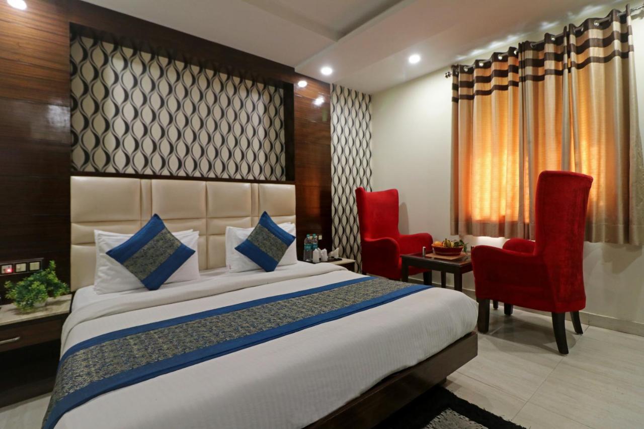 Hotel Mannat International By Mannat Νέο Δελχί Εξωτερικό φωτογραφία