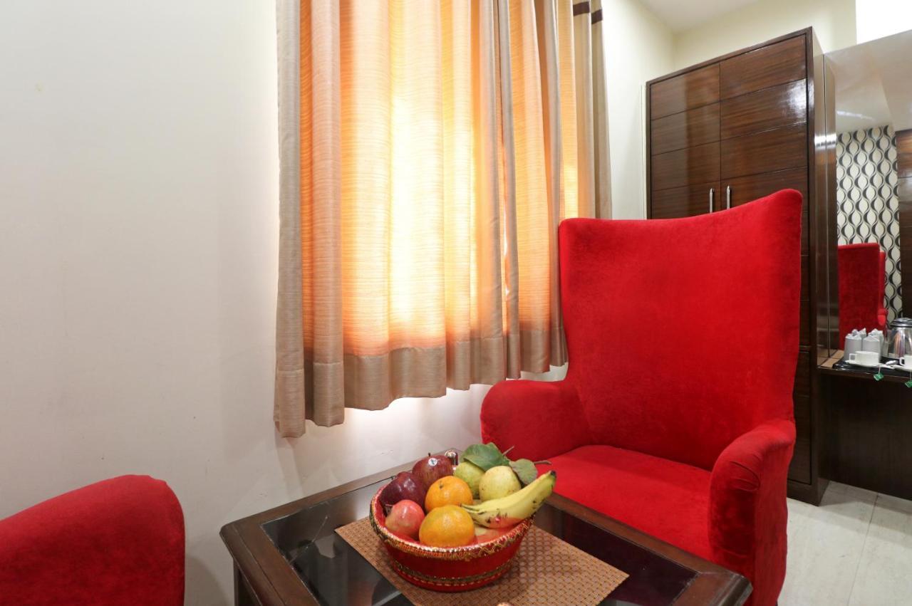 Hotel Mannat International By Mannat Νέο Δελχί Εξωτερικό φωτογραφία