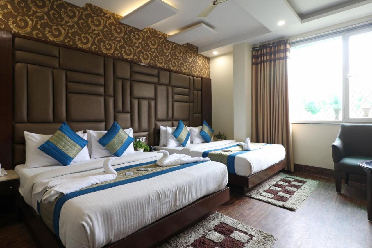 Hotel Mannat International By Mannat Νέο Δελχί Εξωτερικό φωτογραφία