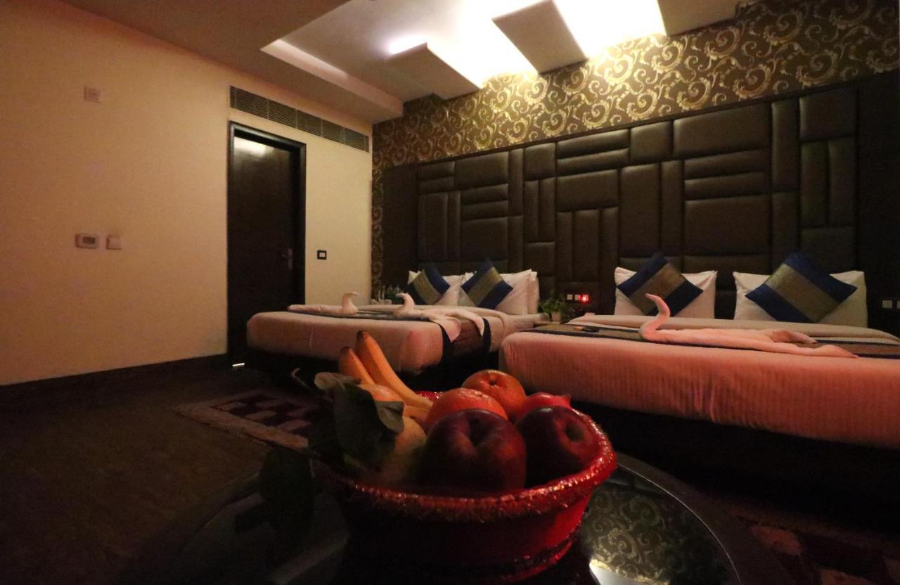 Hotel Mannat International By Mannat Νέο Δελχί Εξωτερικό φωτογραφία