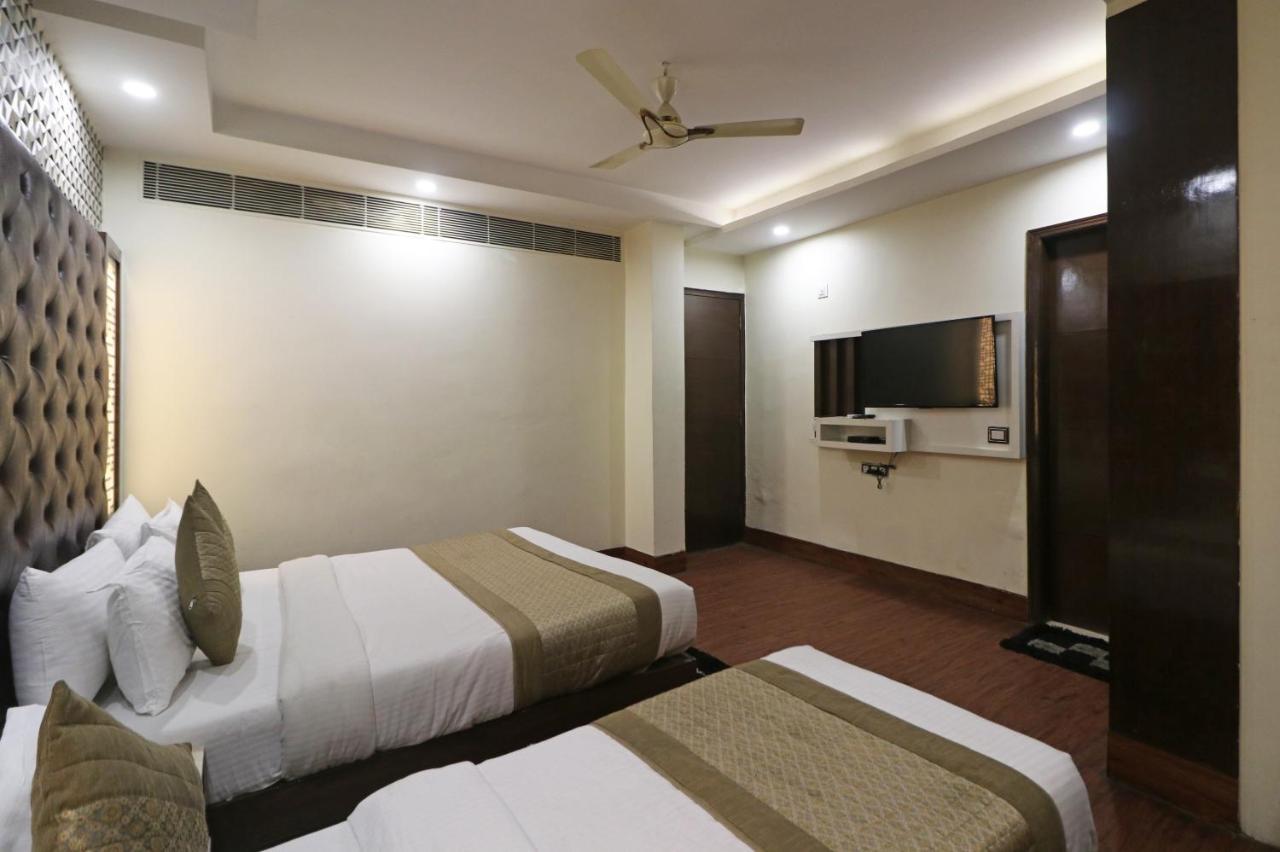 Hotel Mannat International By Mannat Νέο Δελχί Εξωτερικό φωτογραφία