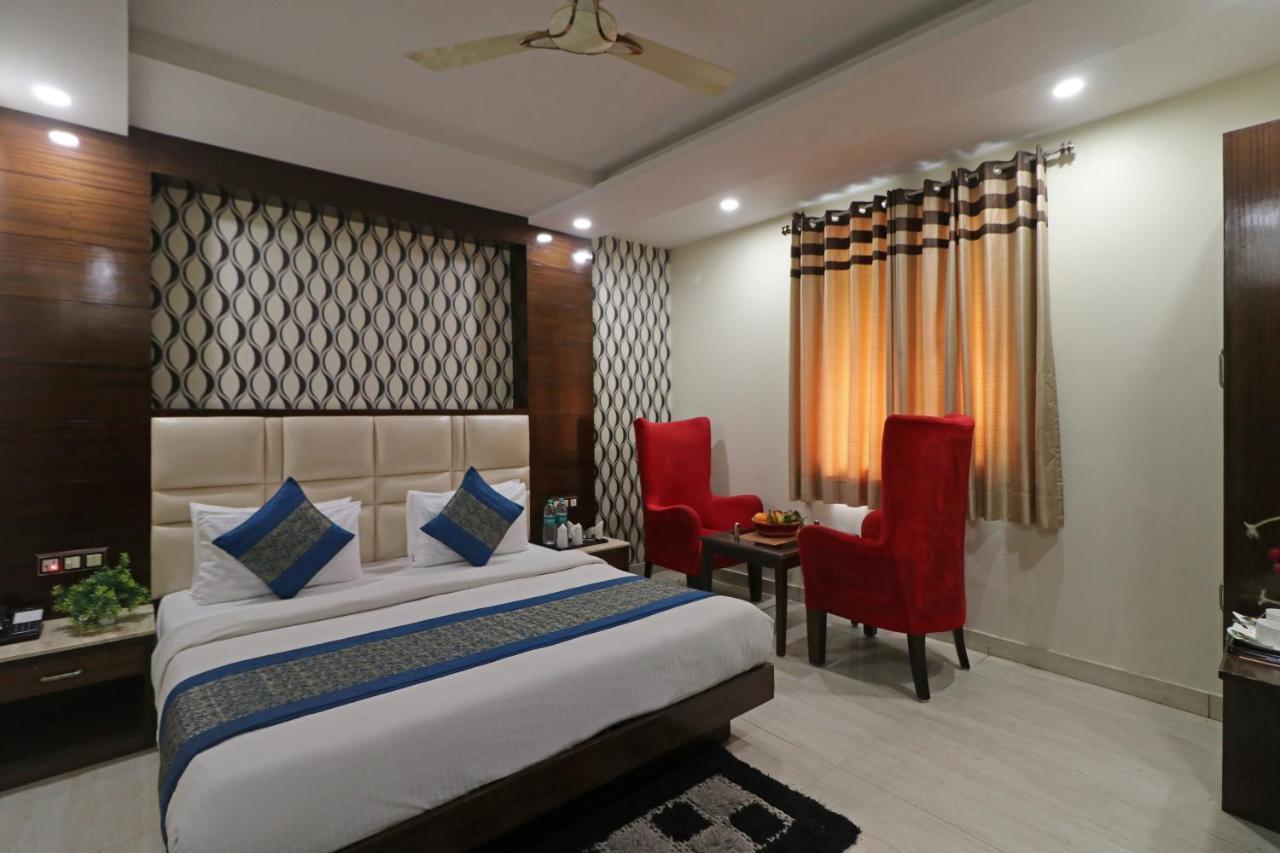 Hotel Mannat International By Mannat Νέο Δελχί Εξωτερικό φωτογραφία