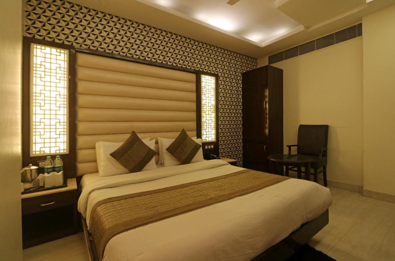 Hotel Mannat International By Mannat Νέο Δελχί Εξωτερικό φωτογραφία